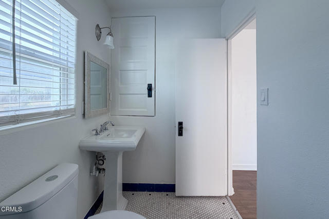 Building Photo - 117 Van Nuys Ave