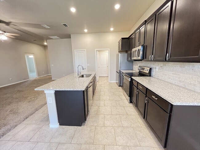 Building Photo - 2339 143rd St