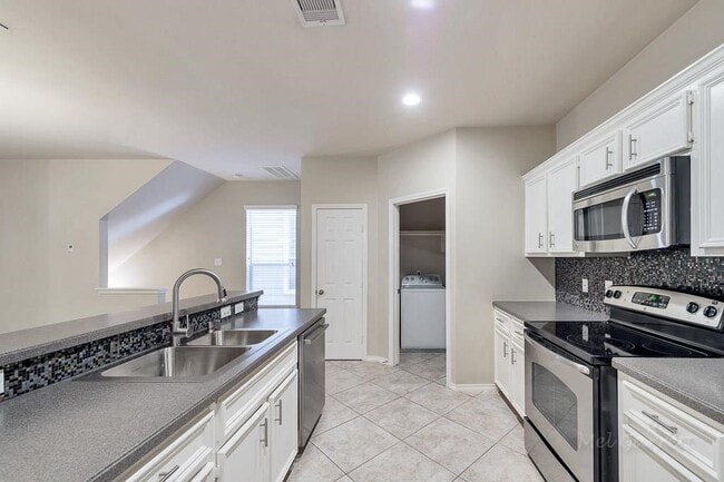 Building Photo - 3019 Palmer St