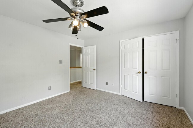 Building Photo - 263 S Crimson Clover Ct