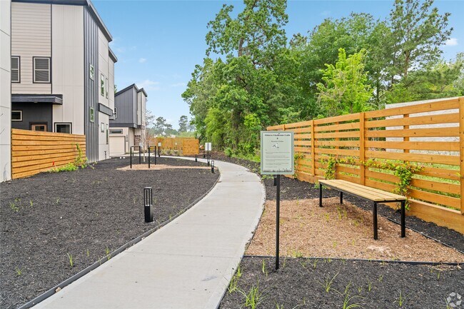 Building Photo - 13106 Beauty Berry Ridge Ln