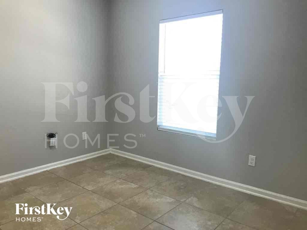 Building Photo - 13319 Smithwick Ln