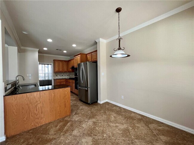 Building Photo - 15521 Whistling Straits Dr