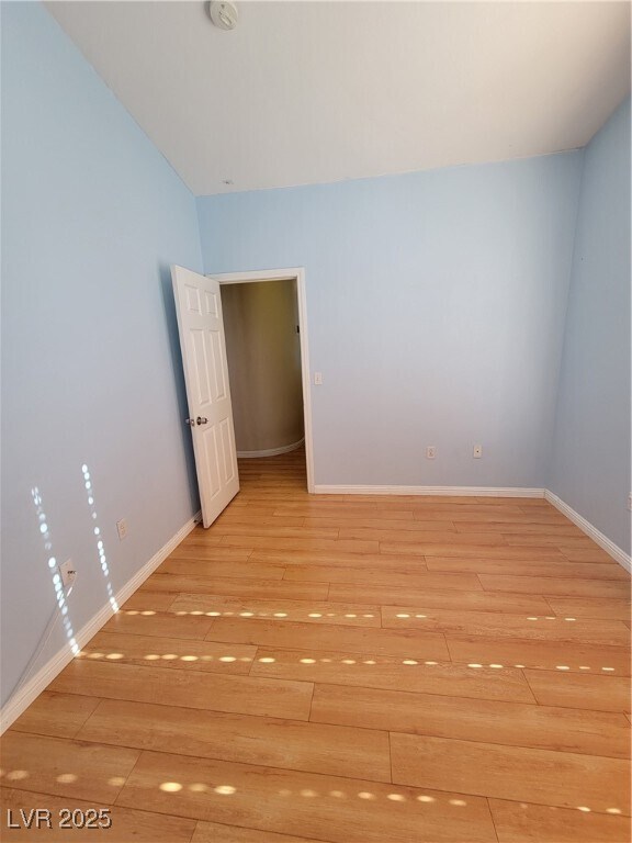 Building Photo - 8765 Villa Alex Ave