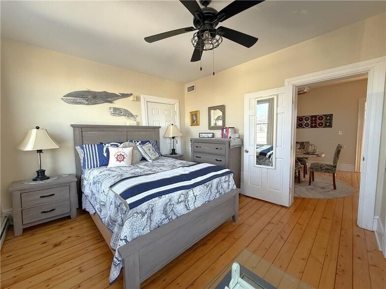 Building Photo - 3 Howard St