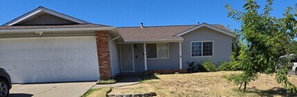 Building Photo - Spacious 4-Bedroom Corner Lot Home $2450.00 per month | Prime Rancho Cordova Location | Available...