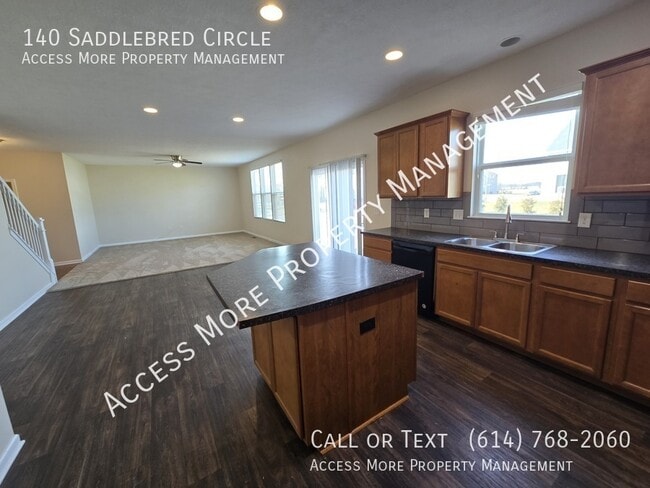 Building Photo - 140 Saddlebred Cir