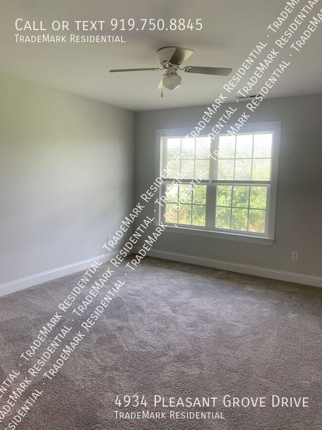 Building Photo - 4934 Pleasant Grove Dr