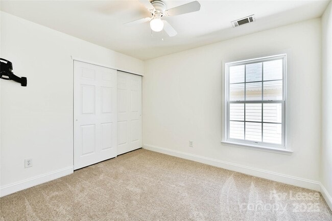 Building Photo - 15614 Normans Landing Dr