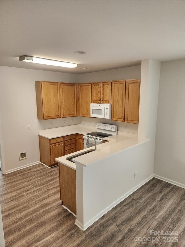 Building Photo - 15258 Crossing Gate Dr