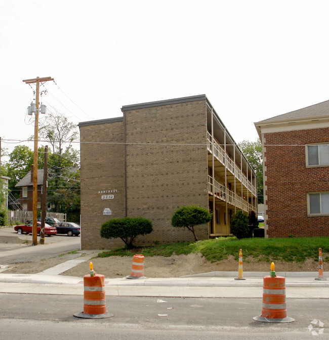 Building Photo - 2232 N High St