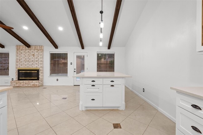 Building Photo - 9814 Sageroyal Ln