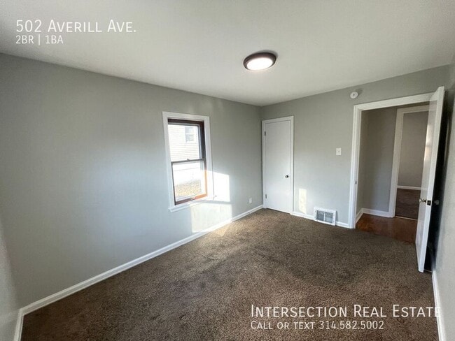 Building Photo - 502 Averill Ave
