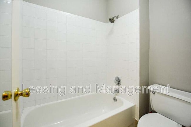 Building Photo - 309 Meeting Street