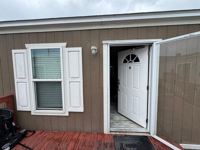 Building Photo - 5439 FM 762 Rd