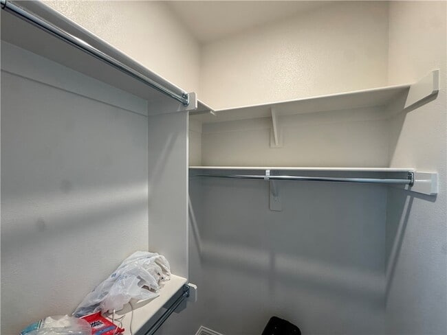 Building Photo - 3004 S 14th St