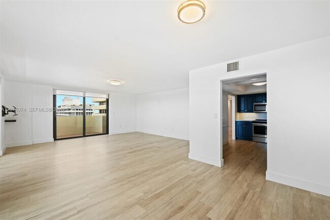 Building Photo - 600 Biltmore Way