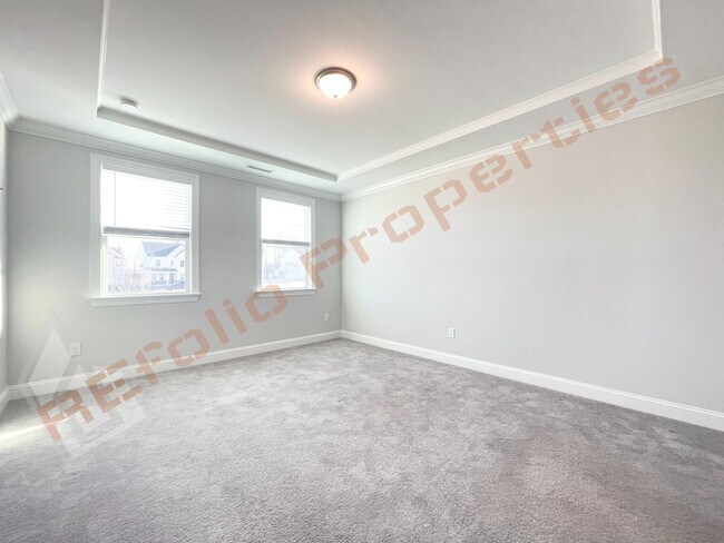 Building Photo - Amazing 4 Bedroom, 2.5 Bathroom Home with 1st Floor Primary Bedroom Suite, High Speed Internet, a...