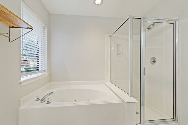 Building Photo - 21035 Summer Trace Ln