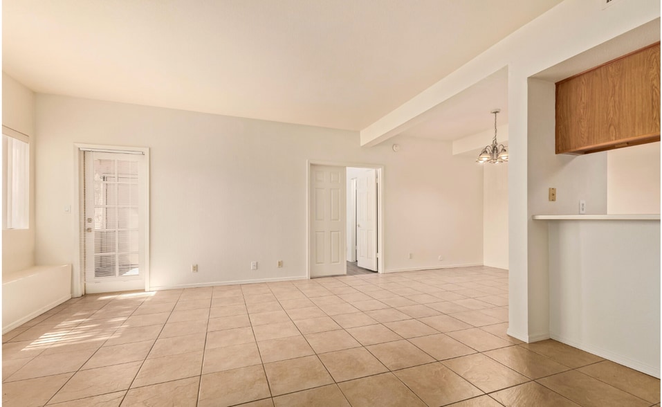 Building Photo - 9708 E Via Linda