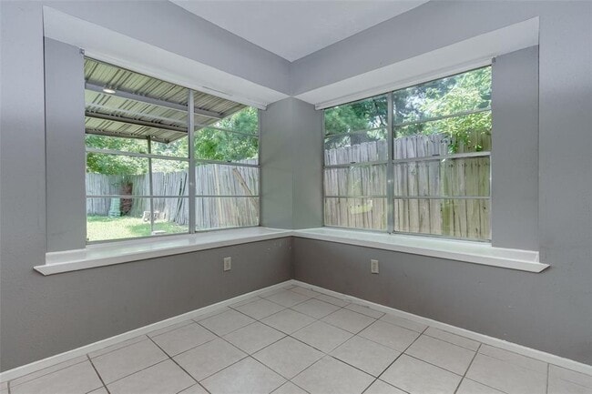 Building Photo - 7659 Winkle Wood Ln