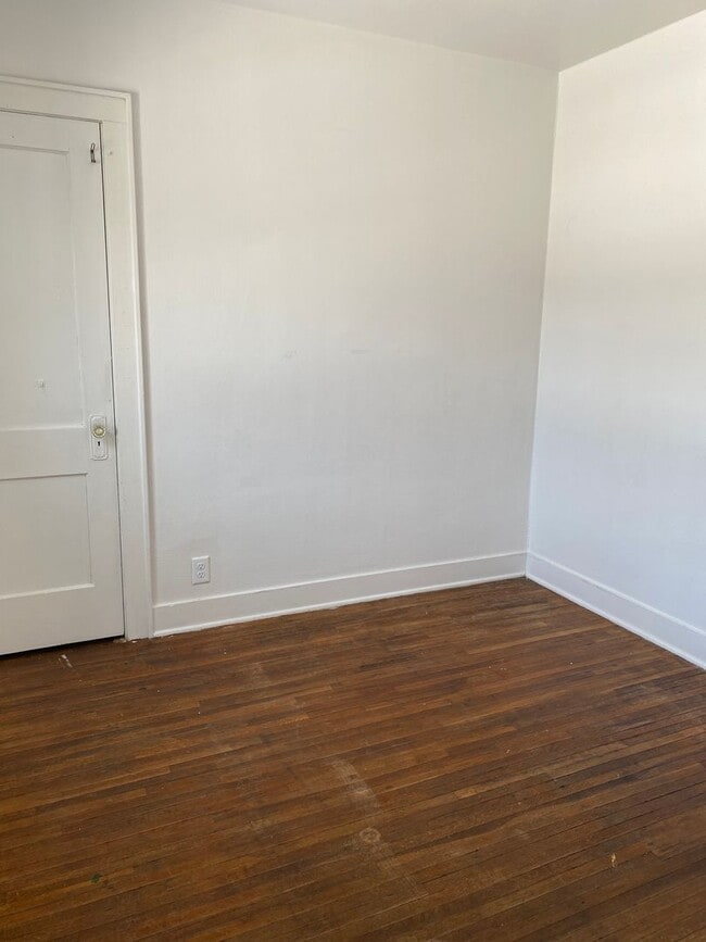 Building Photo - 285 Hammond Ave