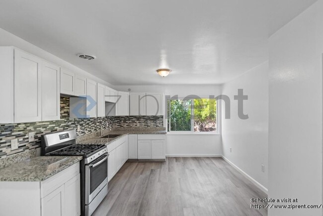 Building Photo - 2617 78th Ave