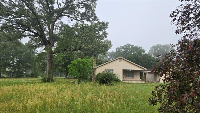 Primary Photo - 7964 State Hwy 146 S