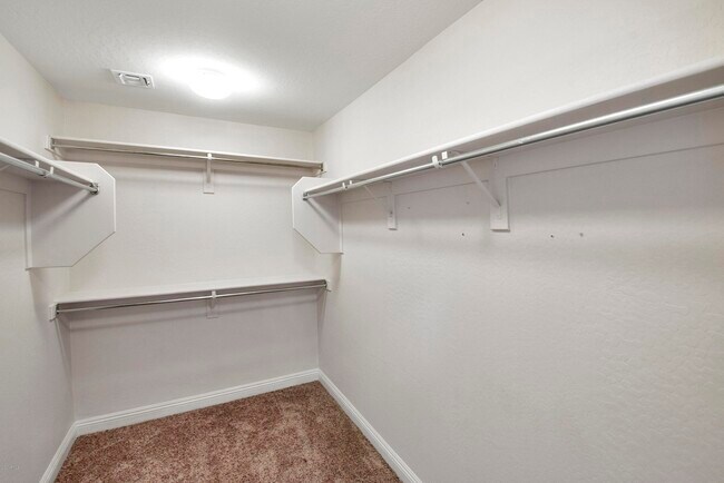 Building Photo - 1751 W Desperado Way