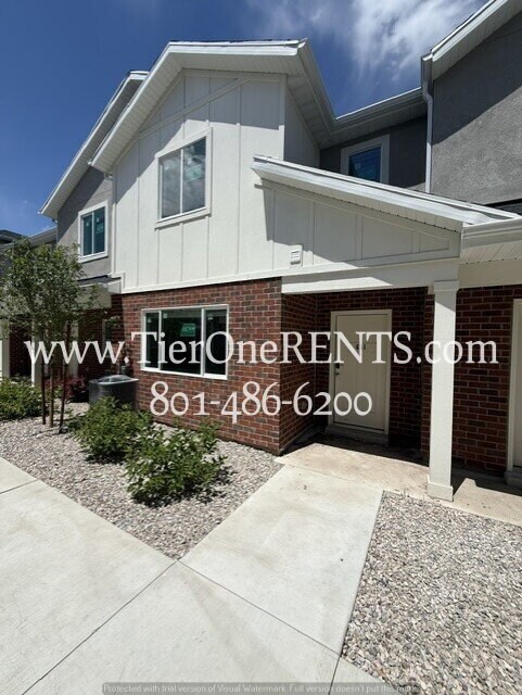 Building Photo - NO DEPOSIT option available for qualified renters with Obligo