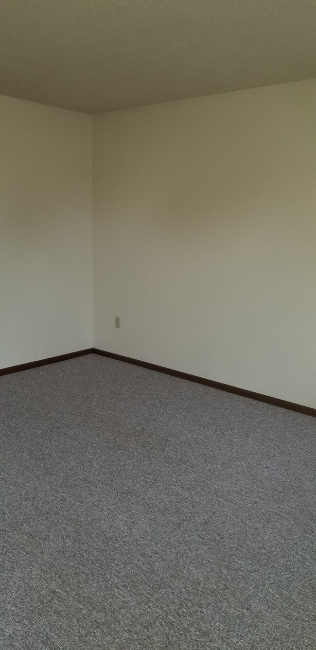 Building Photo - Greenview Apartments - Ettrick