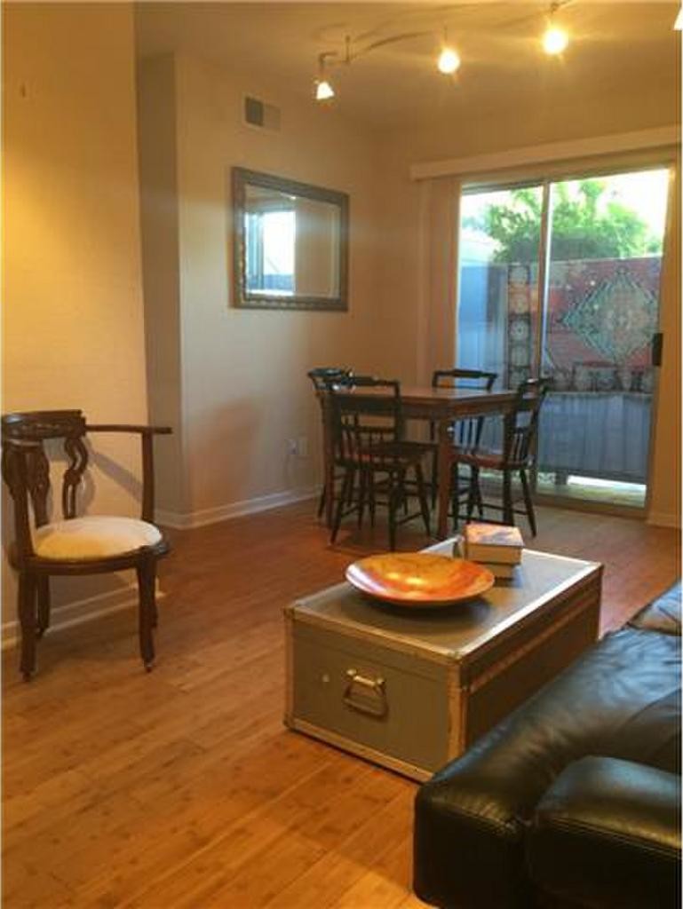 Private Porch - 3204 Manchaca Rd