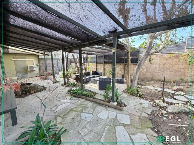 Building Photo - 7601 Kittyhawk Ave