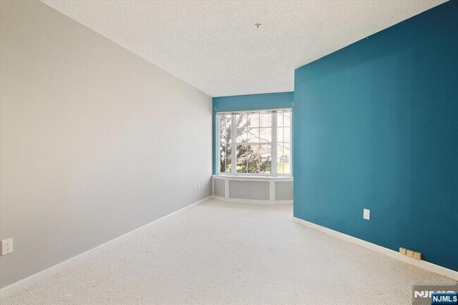 Building Photo - 1125 Hyde Park Ct