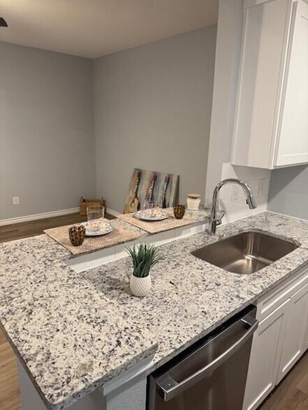 Kitchen overlooking living - 5325 Bent Tree Forest Dr
