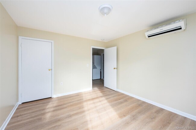 Building Photo - 71 Arthursburg Rd