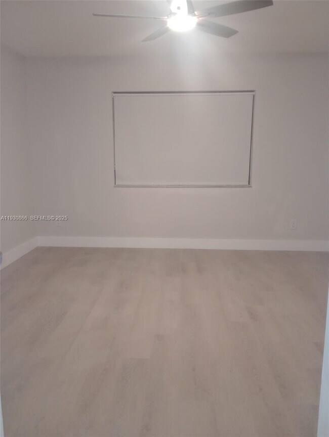 Building Photo - 5821 Washington St