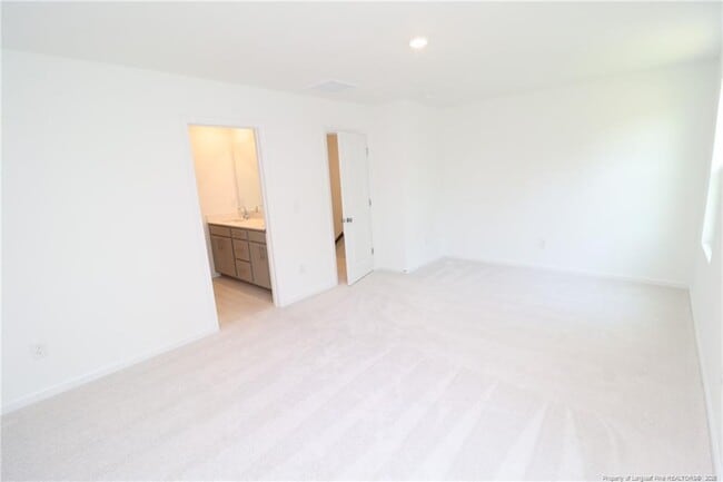 Building Photo - 3128 Gypsum Dr