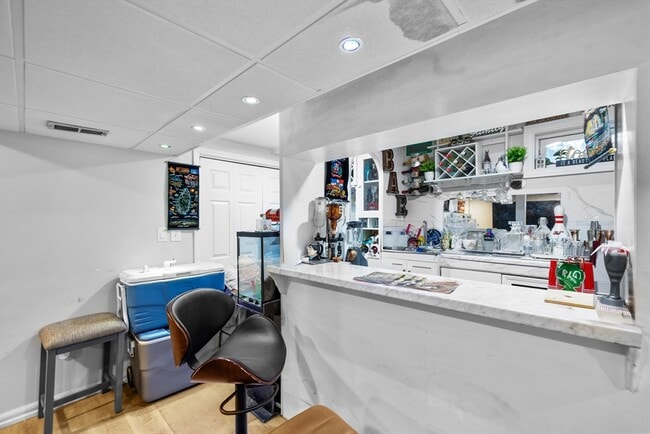 Building Photo - 223 Warren St