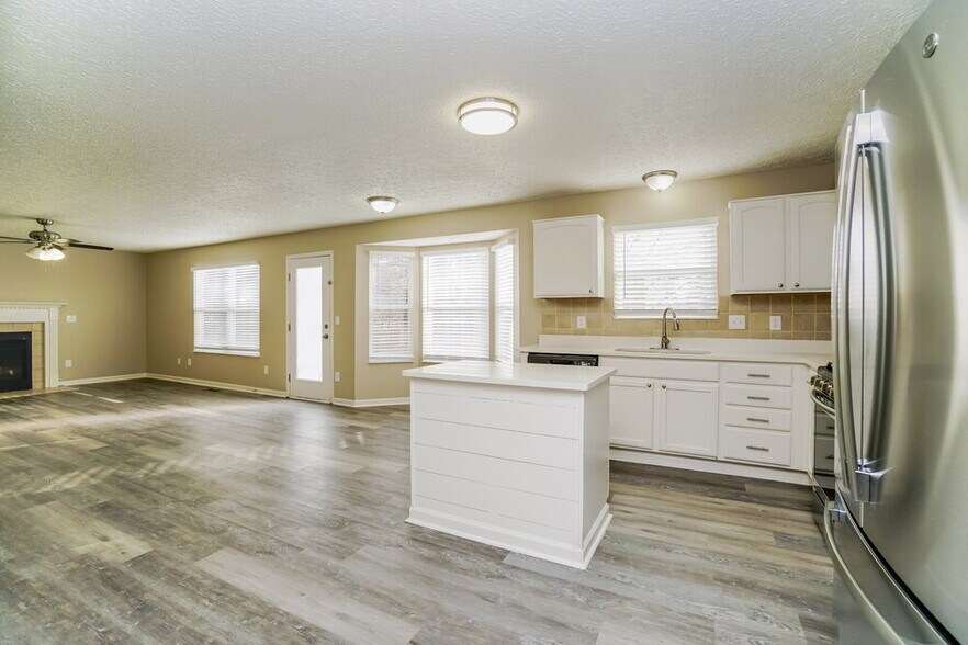 Building Photo - 2845 Morality Dr