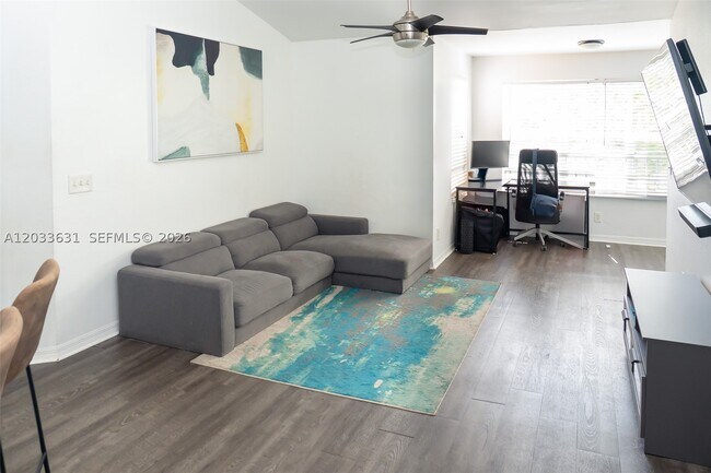 Building Photo - 13060 Vista Isles Dr