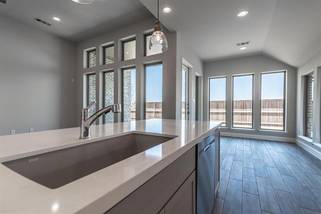Building Photo - 2933 Saltwood Ct