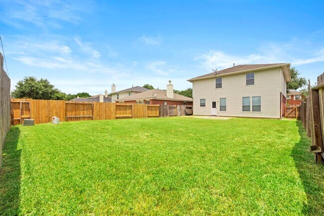 Building Photo - 13935 Maleewan Ln