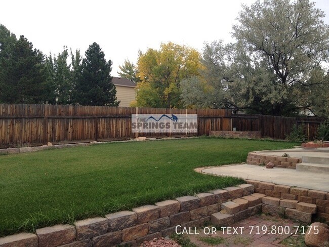 Building Photo - 3530 Hazelwood Ct