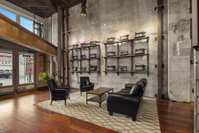 Building Photo - 1408 12th Ave