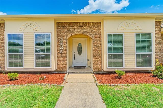 Building Photo - 2435 Old Mill Rd