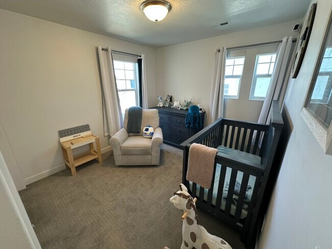 Building Photo - 6442 Bethany Way
