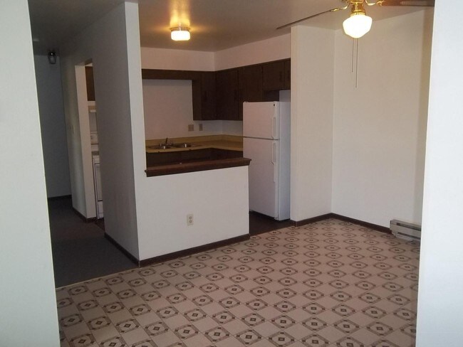 Kitchen - 5107 Byrd Ave