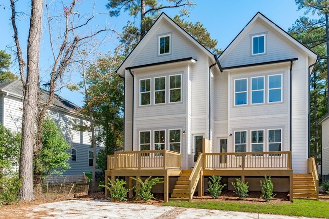 Building Photo - **OFFERING REFUNDABLE APPLICATION FEES & $200 MOVE IN PROMOTION** New Construction 3BD, 3.5BA End...