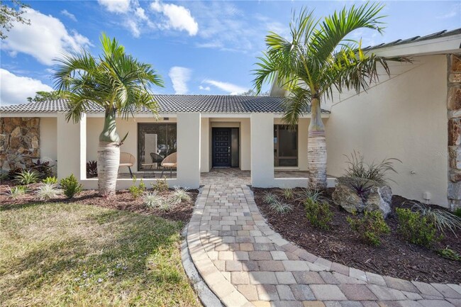Building Photo - 456 Yacht Harbor Dr